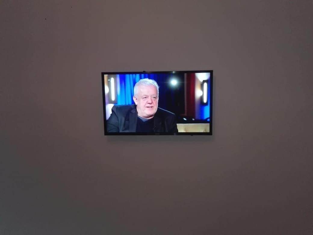 Asklou à *
